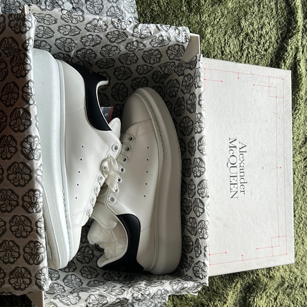 Alexander McQueen Men's White and Black Sneakers ( Fairly Worn ) Authentic
